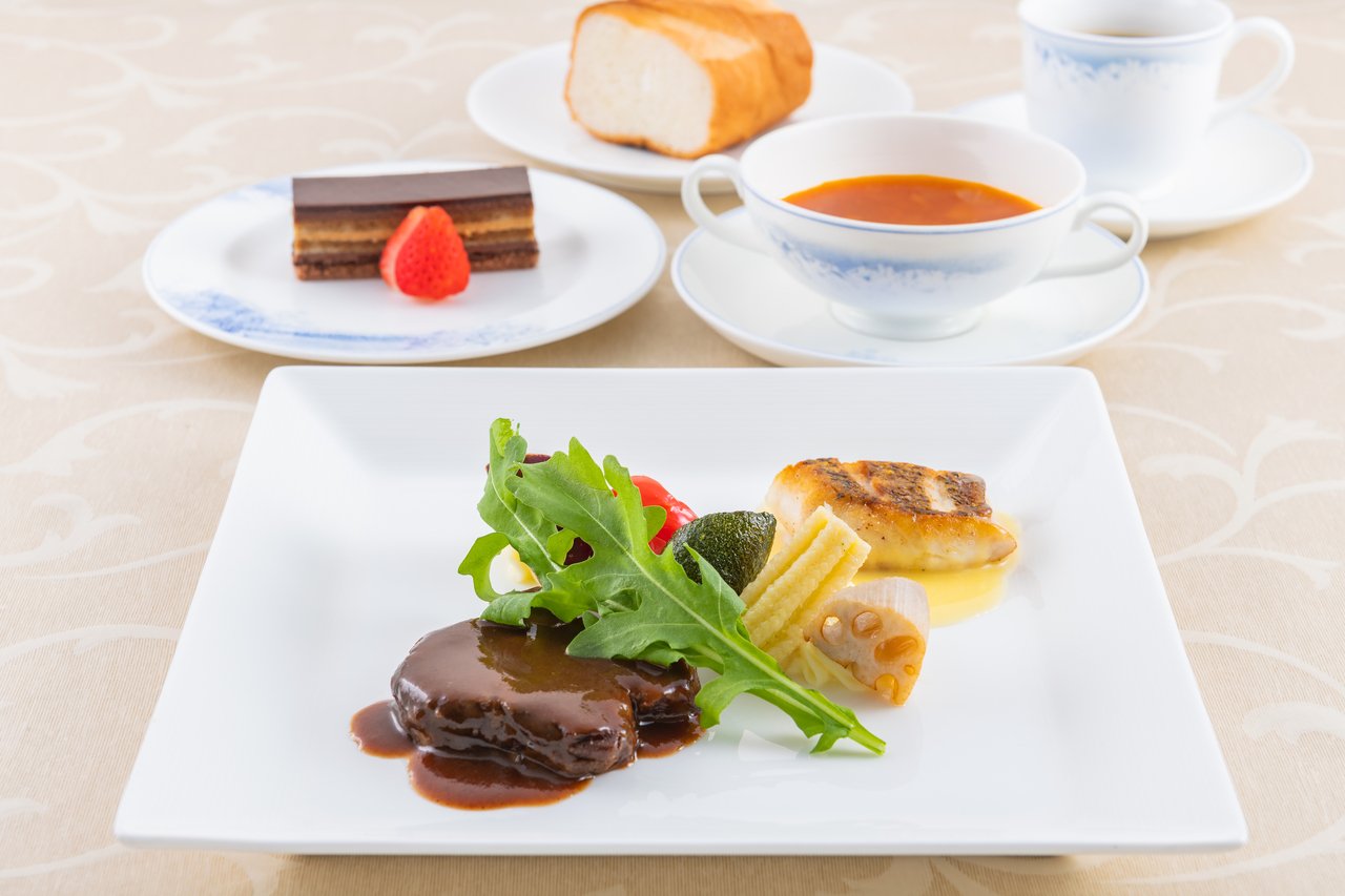 【ルミエスタ】2026シーズンランチ予約開始のお知らせ